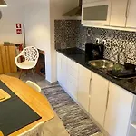 Casa Do Penedo - Um Segredo Na Serra Da Estrela