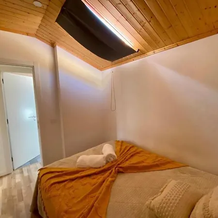 Casa Do Penedo - Um Segredo Na Serra Da Estrela ליניאריס