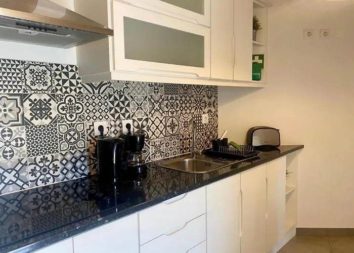 Casa Do Penedo - Um Segredo Na Serra Da Estrela *